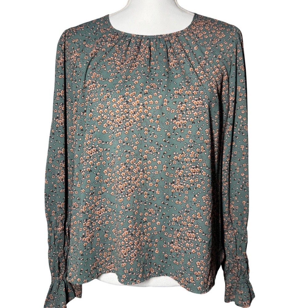 THML Floral Smocked Cuff Blouse Medium Green Ditsy Print Excellent Long Sleeve